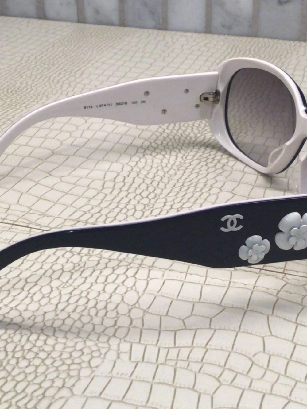 Rare NWT Chanel Blue/White 5113 c. 974/11 Sunglasses Camilla Flowers/CC Logo.